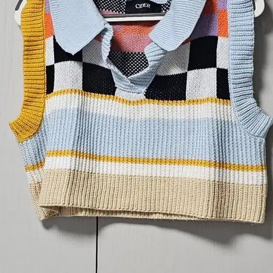 [BUNJANG] CIDER Checked Striped Knit Vest / CIDER 체크 단가라 니트 조끼