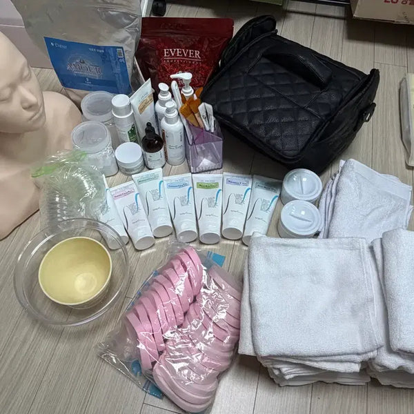[BUNJANG] Full Set of Skincare Practical Exam Materials with Decollete Mannequin / 피부미용 실기 재료 풀세트 판매 (데콜테 마네킹 포함)
