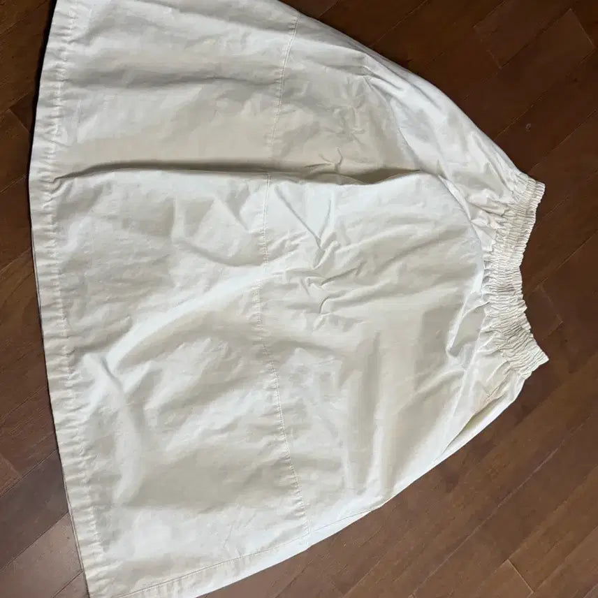 [BUNJANG] Beige Midi Skirt / 면스커트