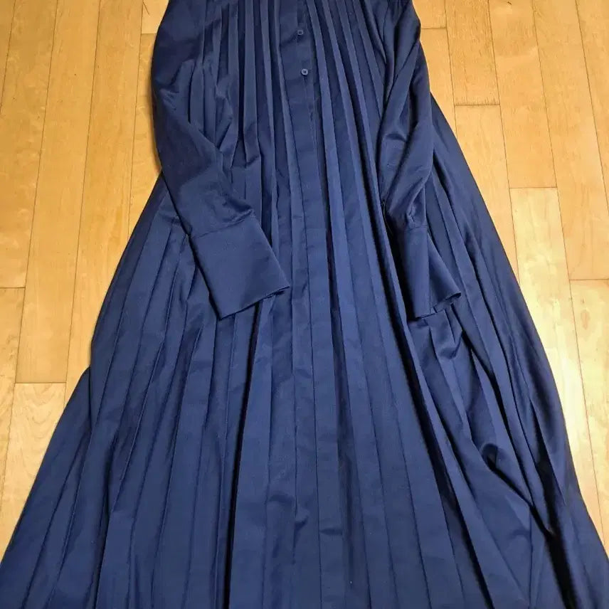 [BUNJANG] COS Pleated Long Dress Navy Size 66 / COS. 플리츠. 롱원피스( 66)