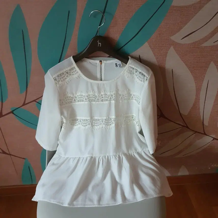 [BUNJANG] White Lace Blouse / 화이트 레이스 블라우스