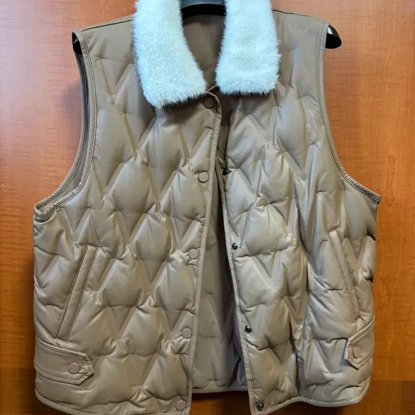 [BUNJANG] City Gee Duck Fur Vest Jacket / city gee 오리 퍼 베스트 자켓