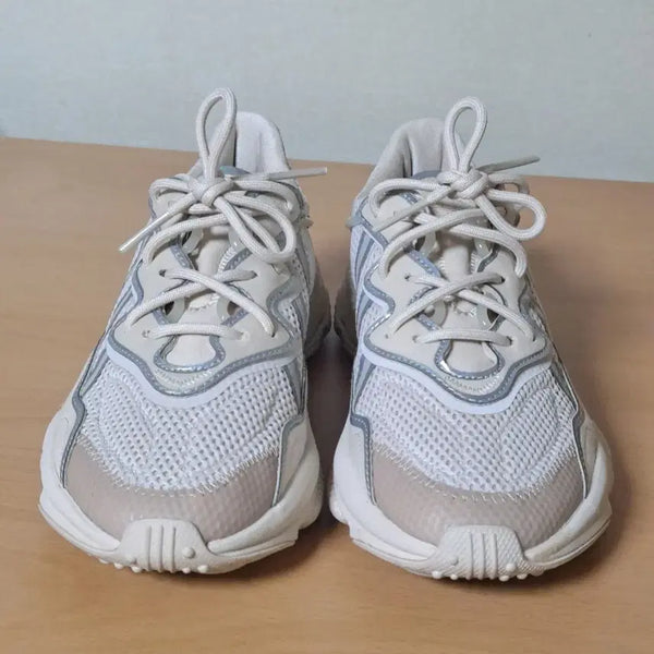 [BUNJANG] Adidas Ozweego Shoes / 아디다스 (넉넉한235)-240 오즈위고