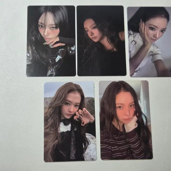 [BUNJANG] MEOVV Ttirori MD Photocard 5-Set Bundle / 미야오 띠로리 MD 포카 5종 세트