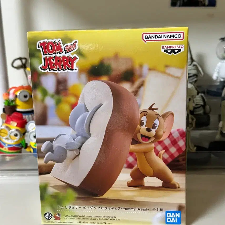 [BUNJANG] Tom and Jerry Big Sofvi Figure Yummy Bread / 톰과 제리 빅소프비 피규어 Yummy Bread 미개봉