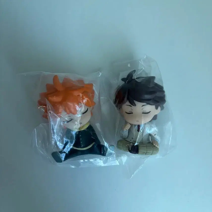 [BUNJANG] Haikyu!! Hinata + Oikawa Shoulder-Sitting Gacha Bundle Set (Sealed) / 미개봉) 하이큐 어깨쿵 가챠 히나타+오이카와 일괄