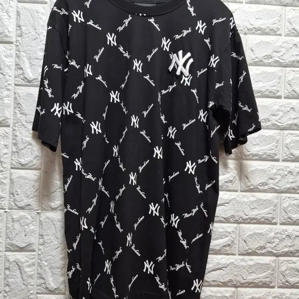 [BUNJANG] MLB Diamond Monogram Short Sleeve T-Shirt Size L / MLB 다이아 모노그램 반팔 티셔츠 100