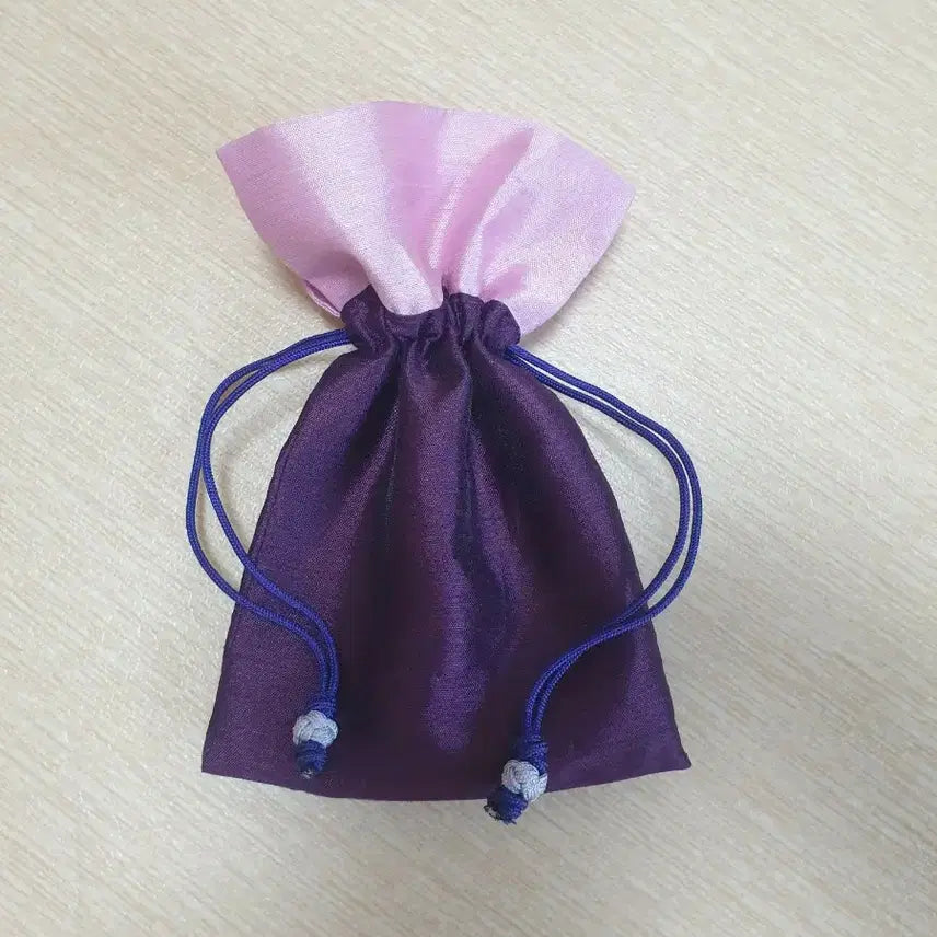 [BUNJANG] Purple Lucky Pouch Cosmetic Bag / 보라색 복주머니 파우치 새상품