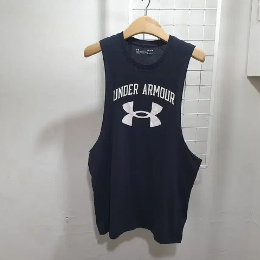 [BUNJANG] Under Armour Sleeveless Tank Top (Men's M-L) / 언더아머 민소매 나시 (MAN M~L)#979