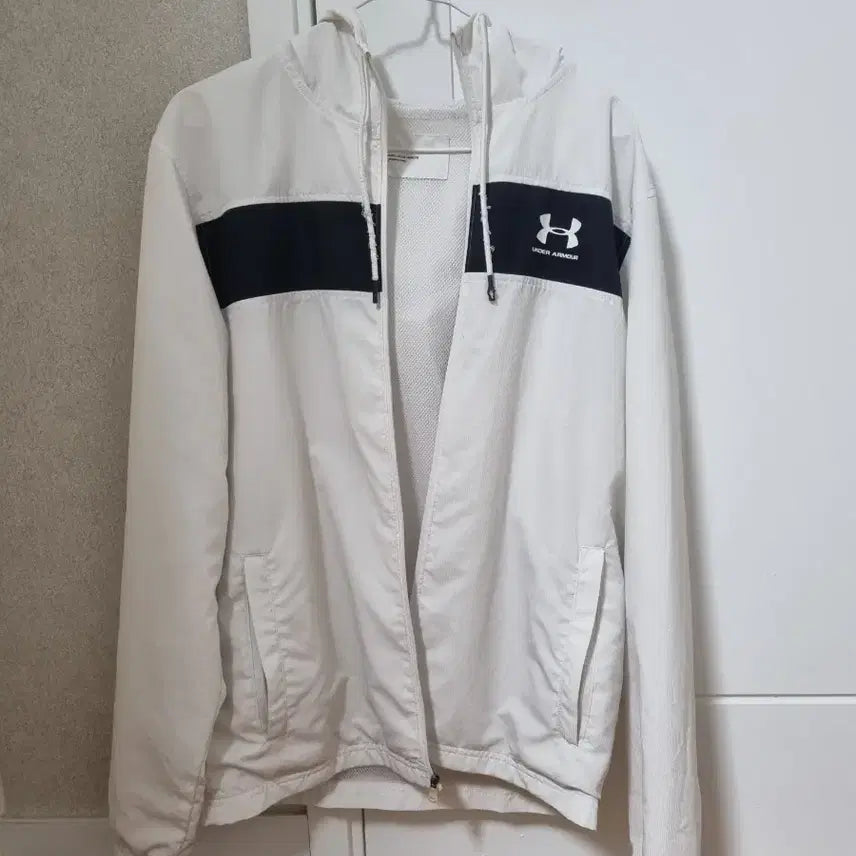 [BUNJANG] Under Armour Windbreaker Jacket / 언더아머 바람막이