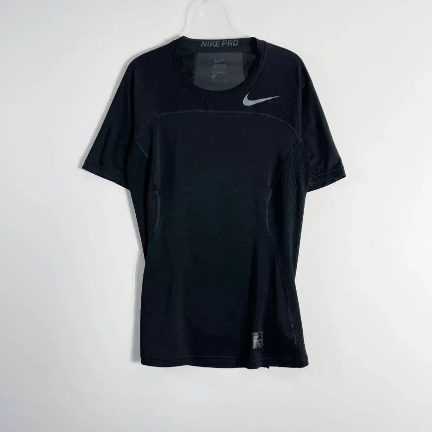 [BUNJANG] Nike Pro HyperCool Compression Short Sleeve Shirt Size 95 / D1 나이키 프로 하이퍼쿨 컴프레션 반팔셔츠 95사이즈