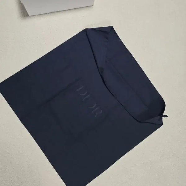 [BUNJANG] Dior Homme Dust Bag (68.5x68.5) / *남성용가방* 디올 옴므 더스트백 (68.5x68.5) @ 디올 더스트백