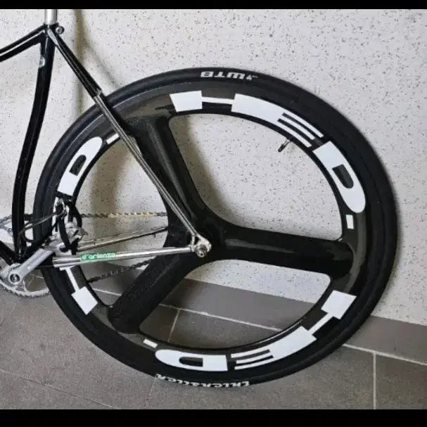 [BUNJANG] Pixy Carbon Rear Tri-Spoke Wheel / 픽시 리어 카본 삼발이 판매 및 교신