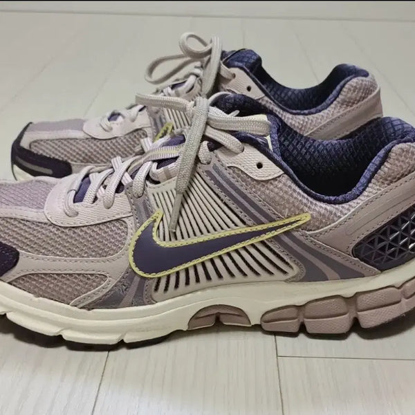 [BUNJANG] Nike Zoom Vomero 5 Lavender/Purple Sneakers (255mm) / 나이키 줌보메로5 라벤더/퍼플 255사이즈 팔아요 상태 사이