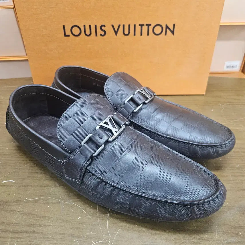[BUNJANG] Louis Vuitton LV Damier Driving Loafers Silver Hardware / 10.5(295) 루이비통 LV 은장 다미에 드라이빙 로퍼