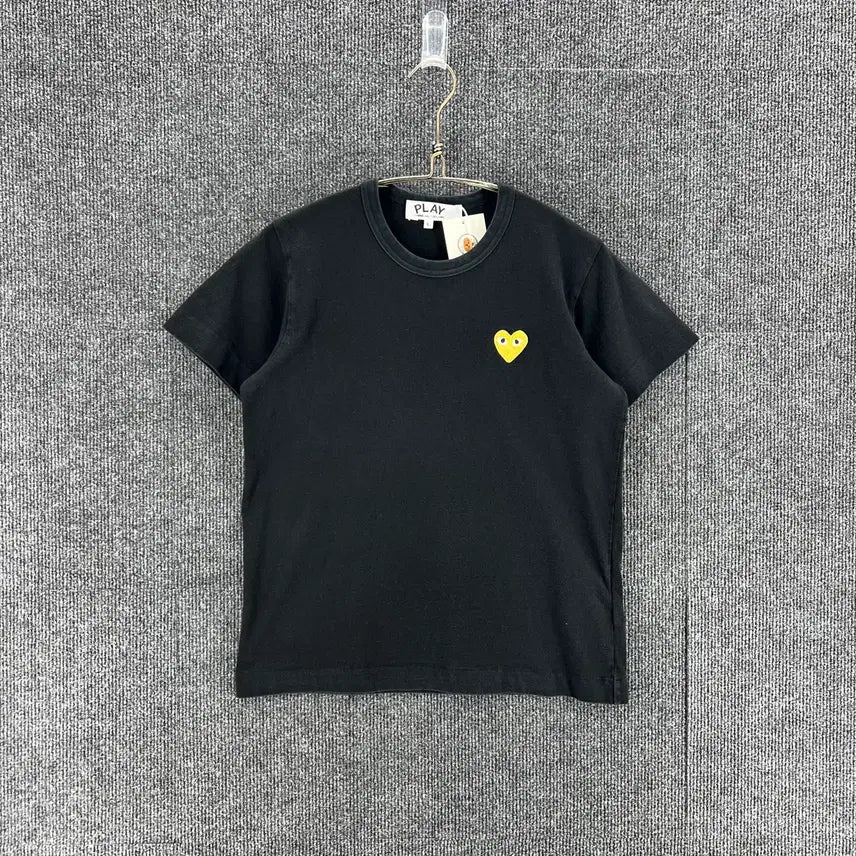 [BUNJANG] Comme des Garçons Heart Patch T-shirt (Women's L) / ( 여성 / L ) 꼼데가르송 하트와펜 반팔티