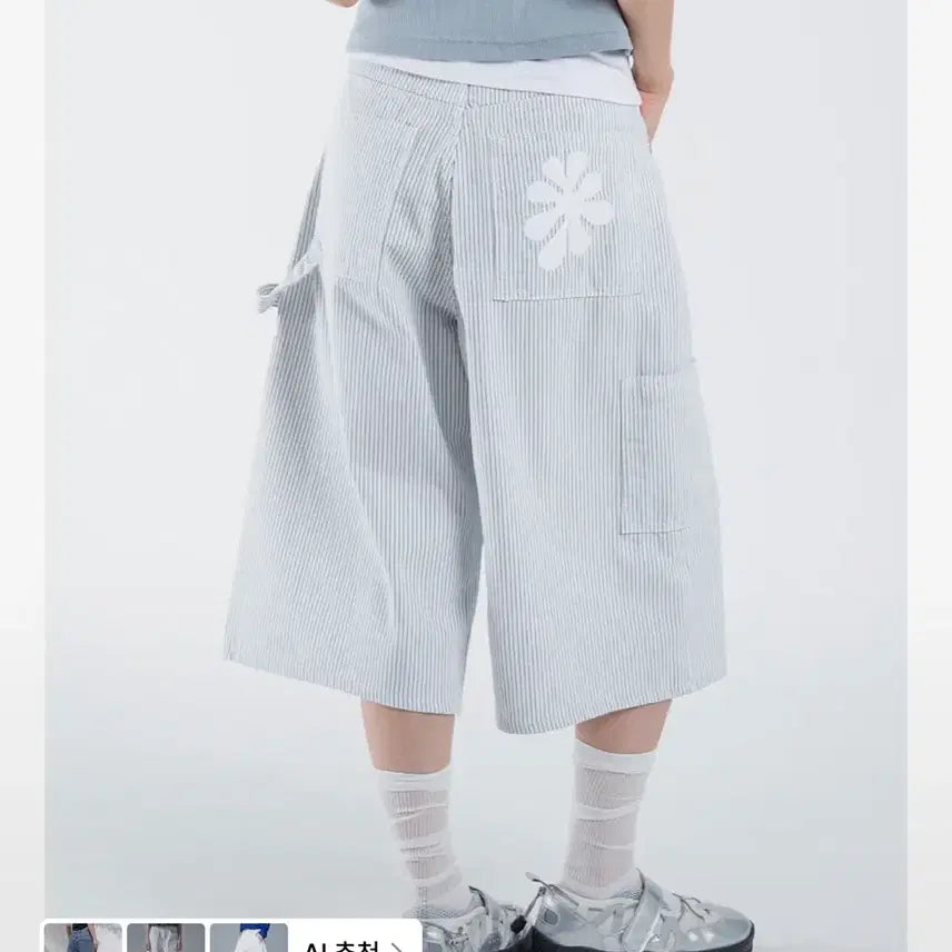 [BUNJANG] OFFICIAL LOGO STRIPE BERMUDA PANTS / 오피쉬 LOGO STRIPE BERMUDA PANTS