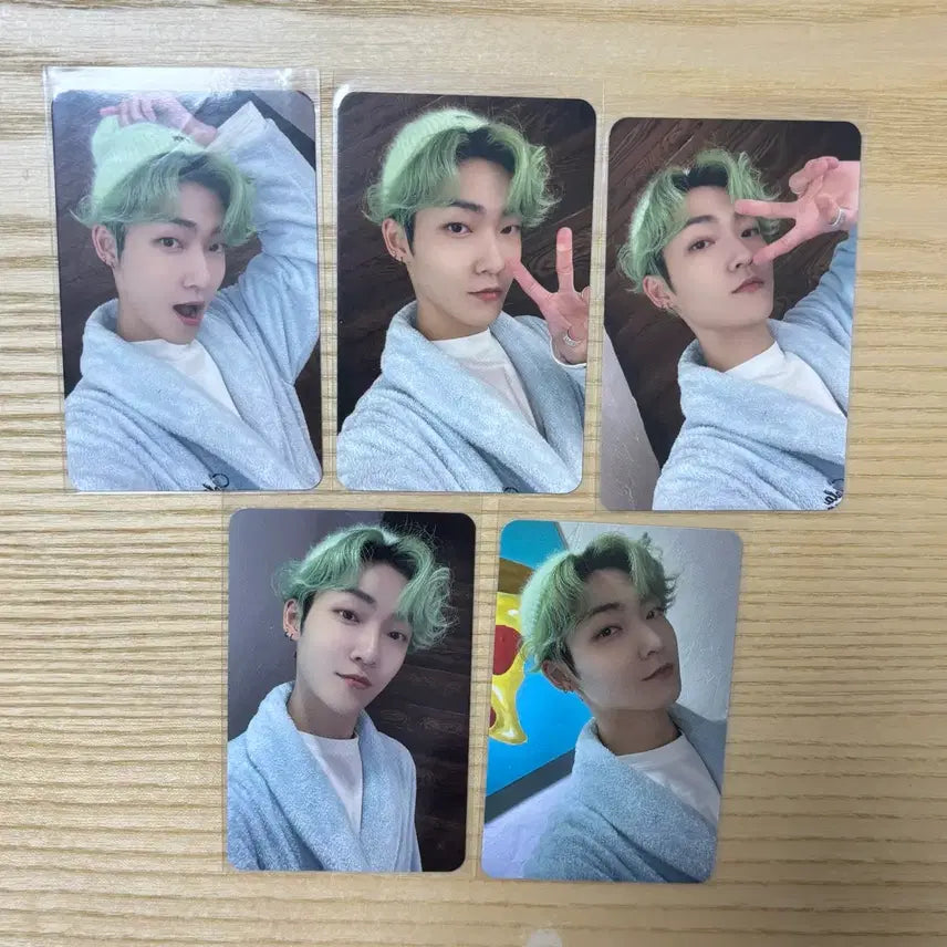[BUNJANG] The Boyz Kevin Photocard Bundle Set / (일괄set) 더보이즈 tbz 케빈 kevin 포카 일괄 판매