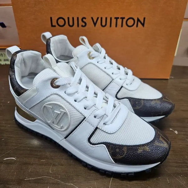 [BUNJANG] Louis Vuitton LV Run Away Gold-Tone Sneakers White 35.5 (US 5.5) / 35.5(225) 루이비통 LV 런어웨이 금장 스니커즈 화이트