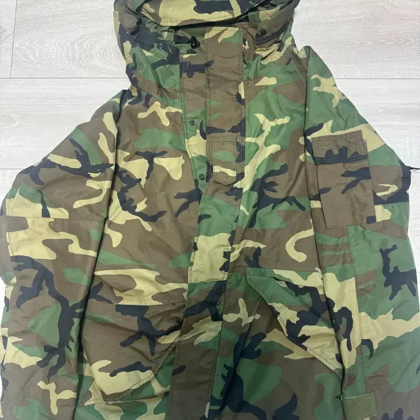 [BUNJANG] US Army Gore-Tex Weather Parka (Medium Regular) / US Army 고어텍스 Weather Parka- 미듐레귤러