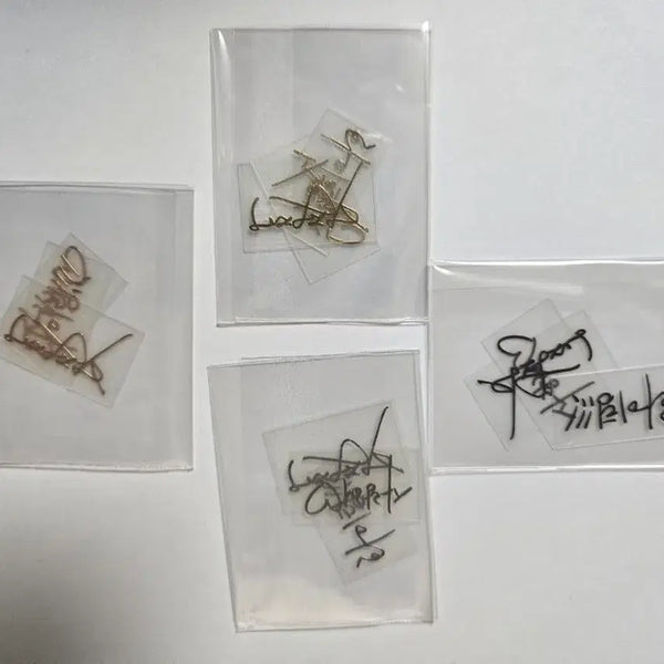 [BUNJANG] Lee Jung Jae Handwritten Metal Badge Set / 이정재 손글씨 전차스 비공굿 양도