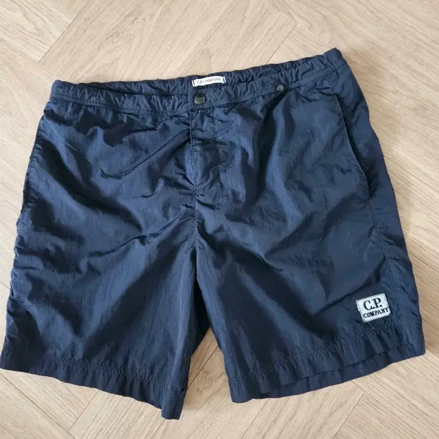 [BUNJANG] CP Company Logo Patch Swim Shorts Navy 48 / cp컴퍼니 로고패치 스윔팬츠 48사이즈