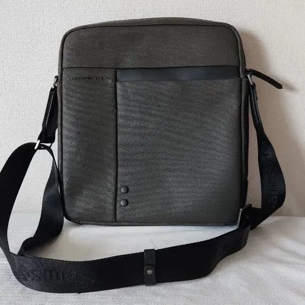 [BUNJANG] Samsonite Red Men's Crossbody Shoulder Bag / 쌤소나이트 레드 남성크로스백 숄더백 남자가방