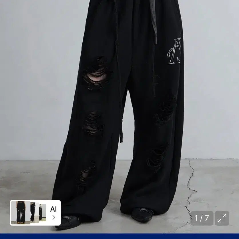 [BUNJANG] Asyouare Distressed Sweatpants Black / 애즈유아 디스트로이드 스웻팬츠