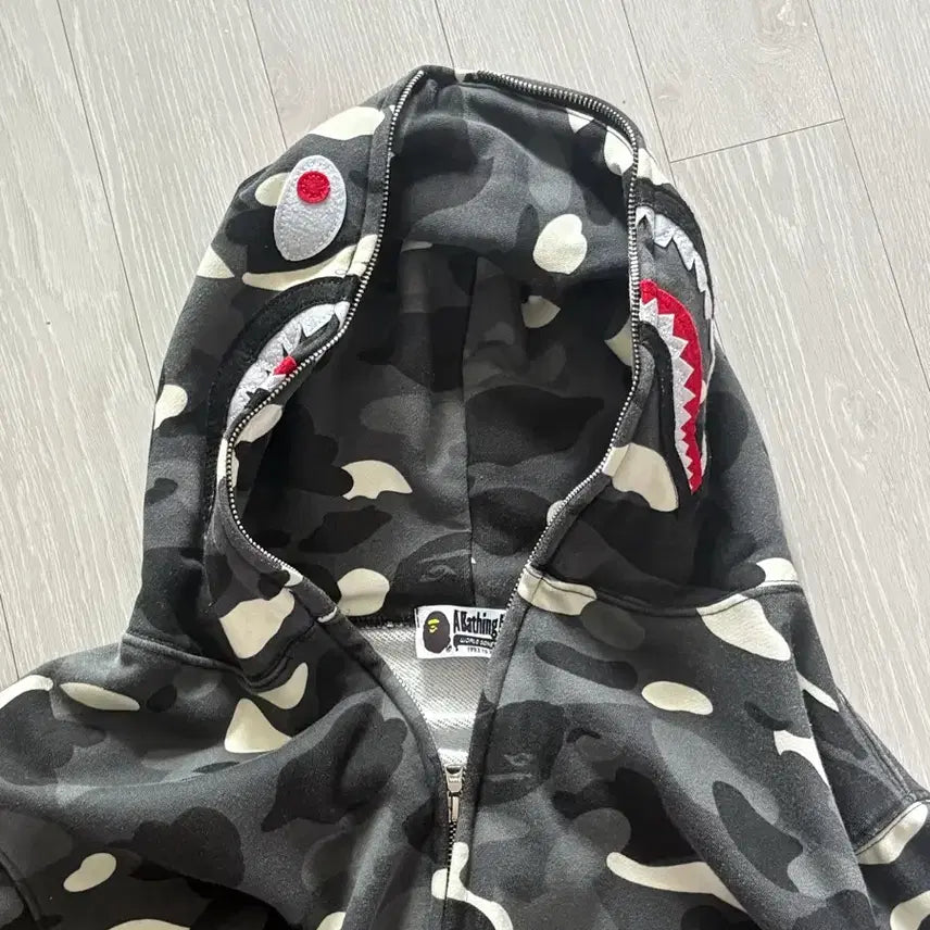 [BUNJANG] BAPE Full Zip Hoodie / 베이프 후드집업