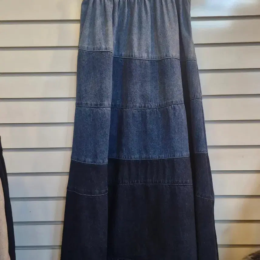 [BUNJANG] TIME Denim Long Skirt Two-Tone Color Block / 타임 데님 롱 스커트 투톤 배색