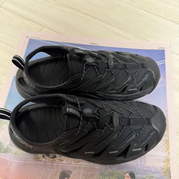 [BUNJANG] Hoka Hopara 285 Black Sandals / [285]호카 호파라1 블랙
