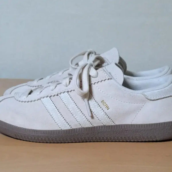 [BUNJANG] Adidas Bern W Shoes / 아디다스 베른W (넉넉한240)-245
