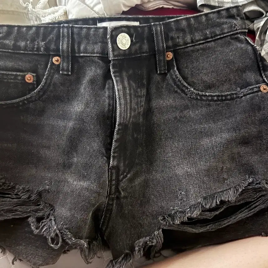 [BUNJANG] Zara Black Distressed Denim Shorts Bundle Set / 자라 숏팬츠 일괄 팔아요