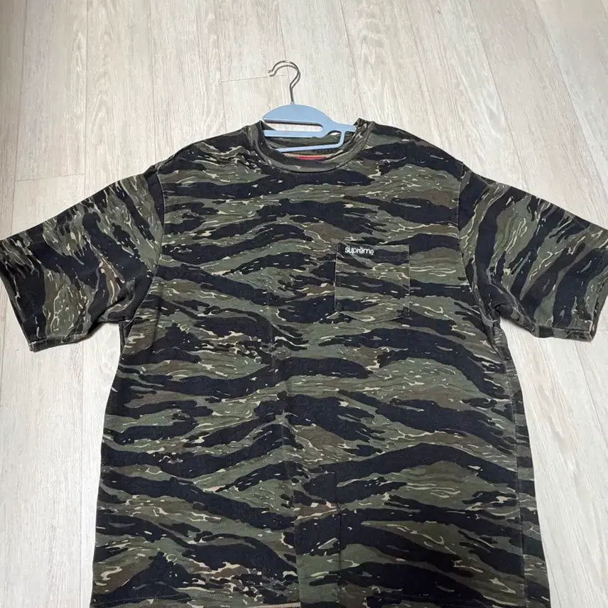 [BUNJANG] Supreme Camo Pocket T-Shirt / 슈프림 포켓 반팔티 카모
