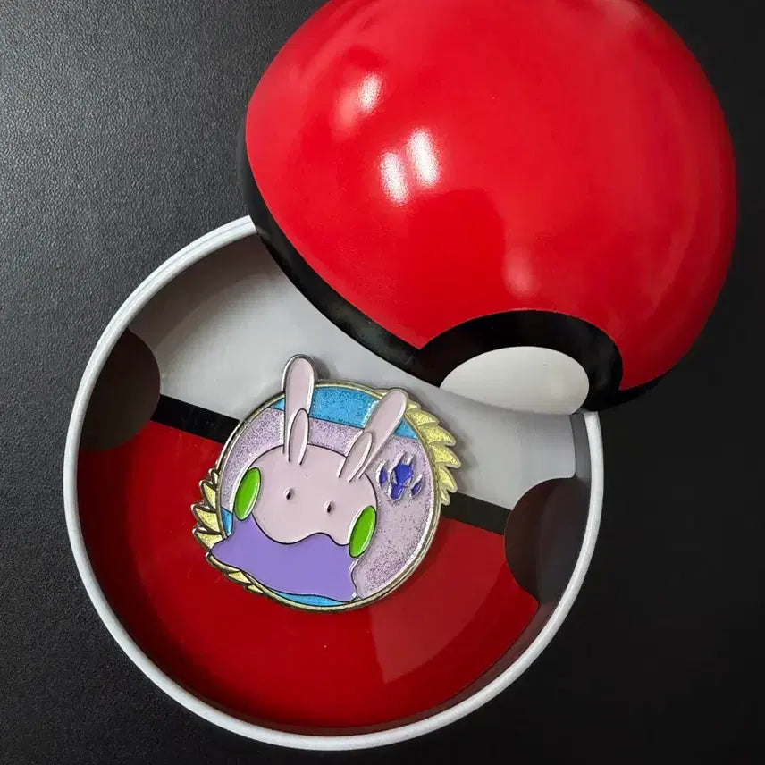 [BUNJANG] Pokemon Random Badge Series 1: Glaceon / 포켓몬 랜덤뱃지 1탄 / 미끄메라