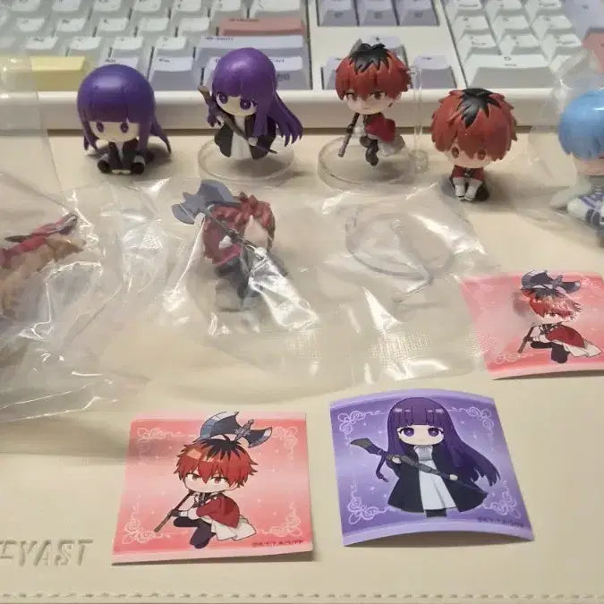 [BUNJANG] Frieren: Fern & Stark Himmel Gacha Figure Bundle / 프리렌 페른 슈타르크 힘멜 가챠 피규어 일괄 판매합니다
