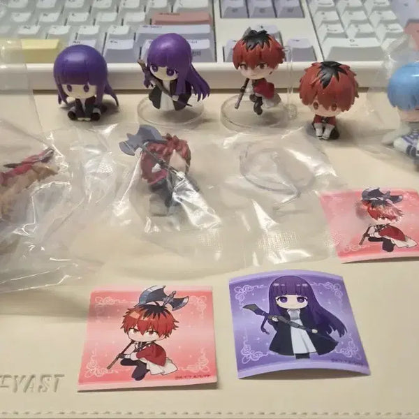 [BUNJANG] Frieren: Fern & Stark Himmel Gacha Figure Bundle / 프리렌 페른 슈타르크 힘멜 가챠 피규어 일괄 판매합니다
