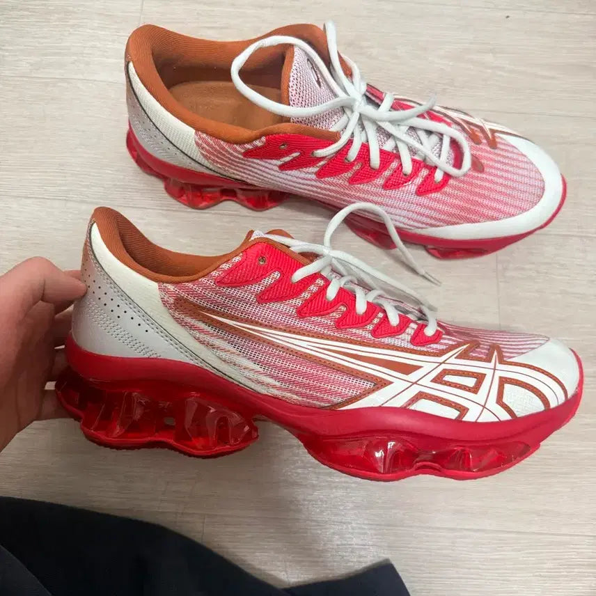 [BUNJANG] Asics x Kiko Kostadinov Gel Quantum Levitrack Candy Apple Red / 아식스 x 키코 코스타디노브 젤 퀀텀 레비트렉 캔디 애플 레드 295