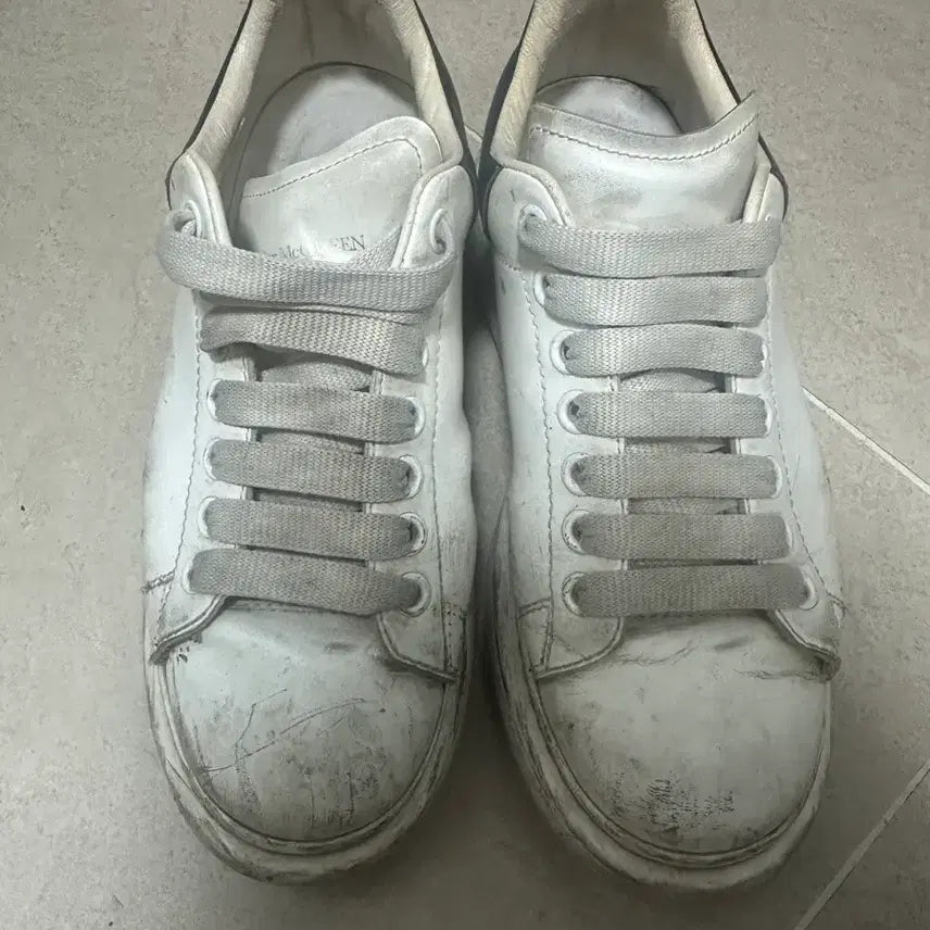 [BUNJANG] Alexander McQueen Oversized Sneaker White / 알렉산더 맥퀸 오버솔 스니커즈 화이트