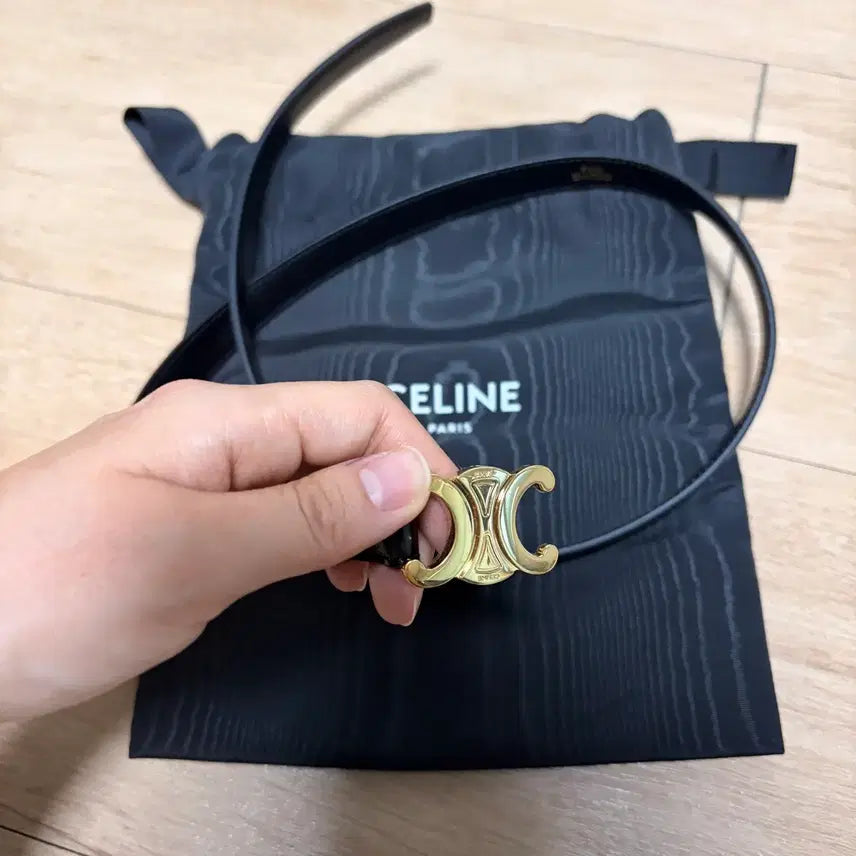 [BUNJANG] Celine Triomphe Buckle Belt 18MM (Black/Gold) Size 75 / 셀린느 트리옹프 버클 18MM (블랙/골드) 75사이즈