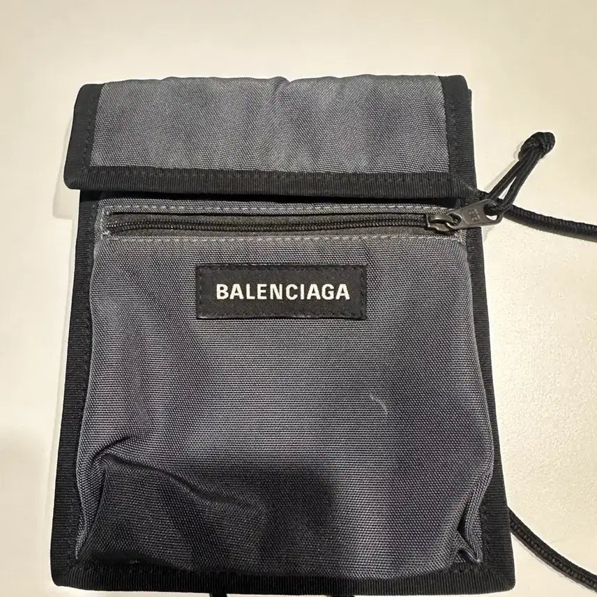 [BUNJANG] Balenciaga Explorer Mini Crossbody Bag / 발렌시아가 익스플로러 미니 크로스백