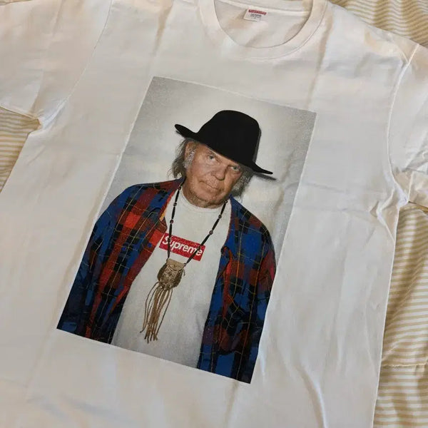 [BUNJANG] Supreme Neil Young T-Shirt White L / 슈프림 닐 영 반팔 화이트 L