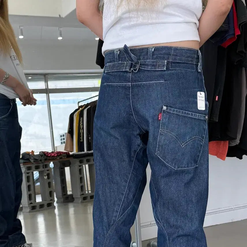 [BUNJANG] Levi's Engineered Jeans 00s Cinched Back / [28] 00s 리바이스 엔지니어드진 신치백