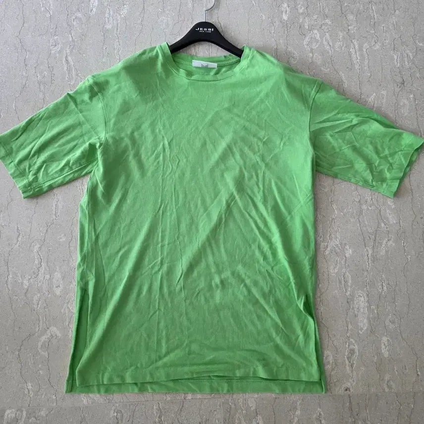 [BUNJANG] Lime Basic Short-Sleeve T-Shirt / 라임색 기본 반팔 티셔츠