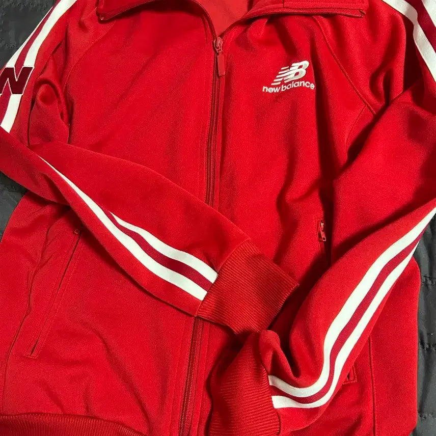 [BUNJANG] New Balance Red Track Top / 뉴발란스 레드 트랙탑