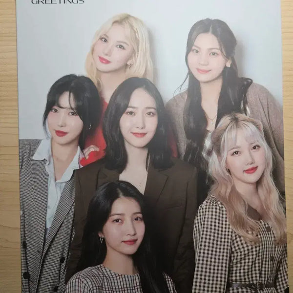 [BUNJANG] GFRIEND 2021 Season's Greetings Poster / 여자친구 2021 시즌그리팅 포스터