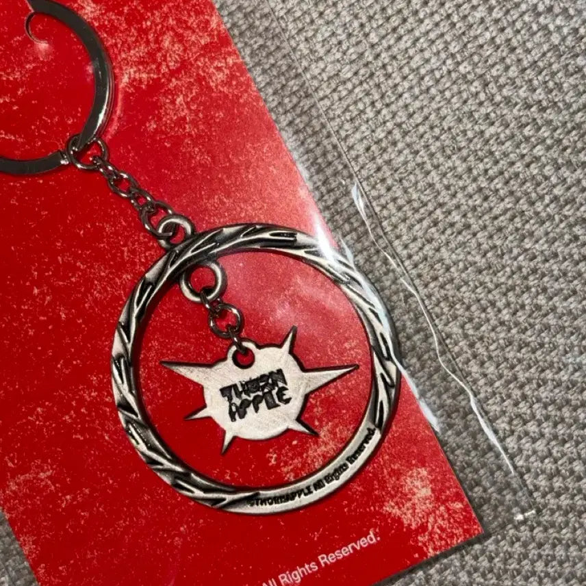 [BUNJANG] THORNAPPLE Bulgoongyeong Circular Keyring (Sealed) / 쏜애플 불구경 원형 키링 미개봉