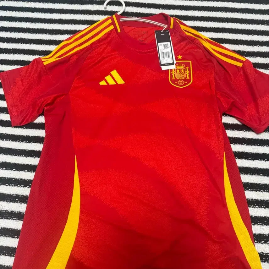 [BUNJANG] Adidas 24-26 Spain National Football Team Home Jersey / 아디다스 24-26 스페인 축구 유니폼