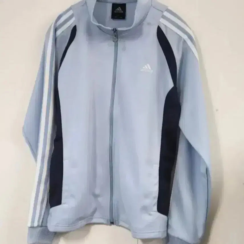 [BUNJANG] Adidas Light Blue Track Jacket / 아디다스 하늘색 져지 100