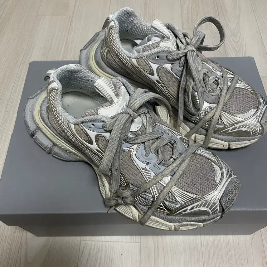 [BUNJANG] Balenciaga 3XL Eggshell Sneakers / [41]발렌시아가 3xl 에그쉘